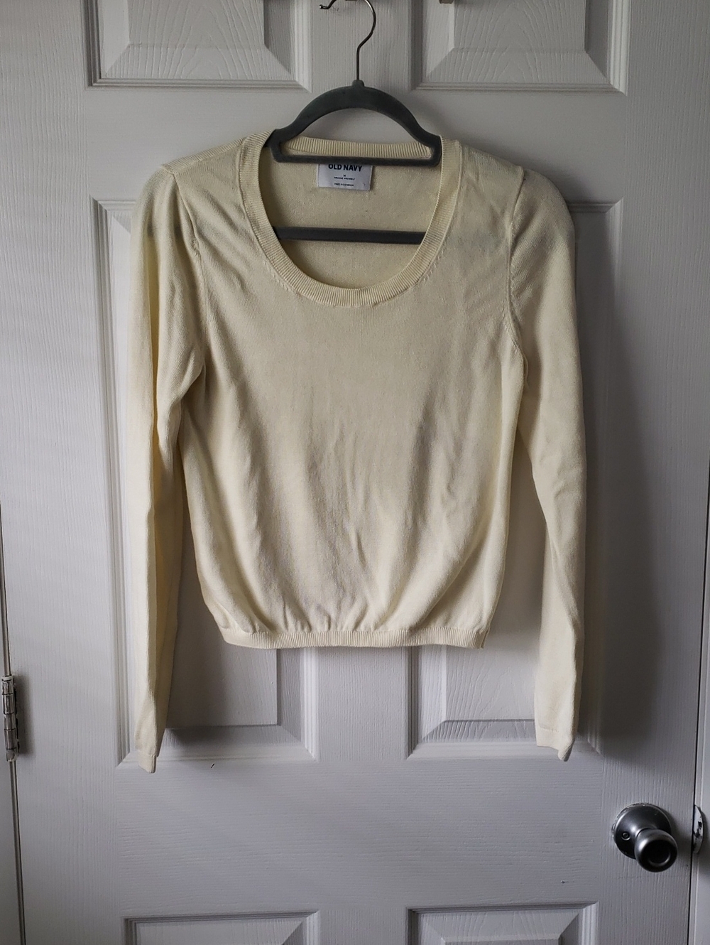 Old Navy Light Yellow Scoop-Neck Pulover, Cropped Sweater